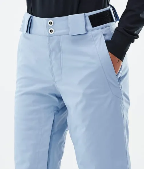 con_w_4-7.webp Con W