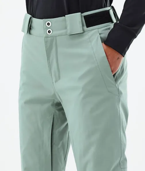 con_w__3-12.webp Con W 2022