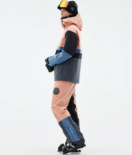 legacy_track_w_2-3.webp Legacy Track W