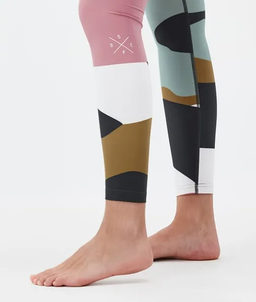 snuggle_w_6-30.webp Snuggle W