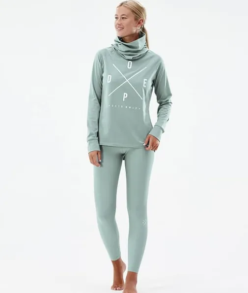 snuggle_w__3.webp Snuggle W 2022